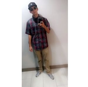 Meet your Posher, Joshua